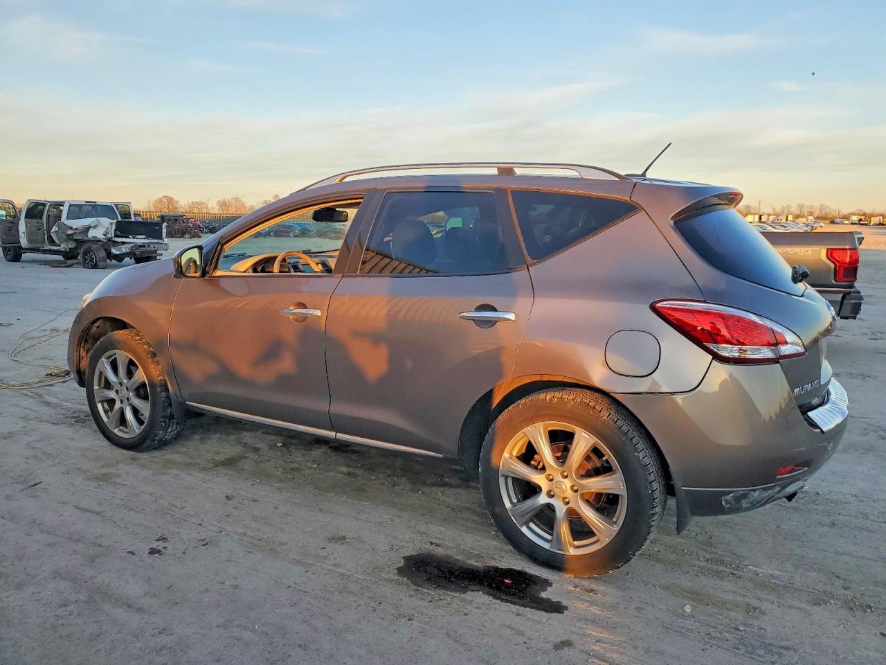 2013 Nissan Murano S - Image 2