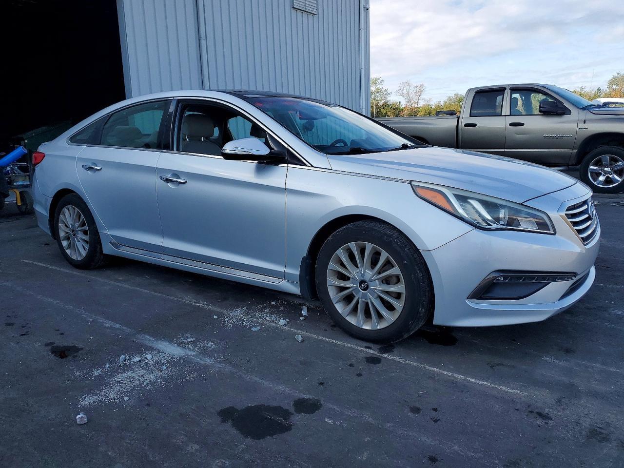 2015 Hyundai Sonata Sport - Image 4