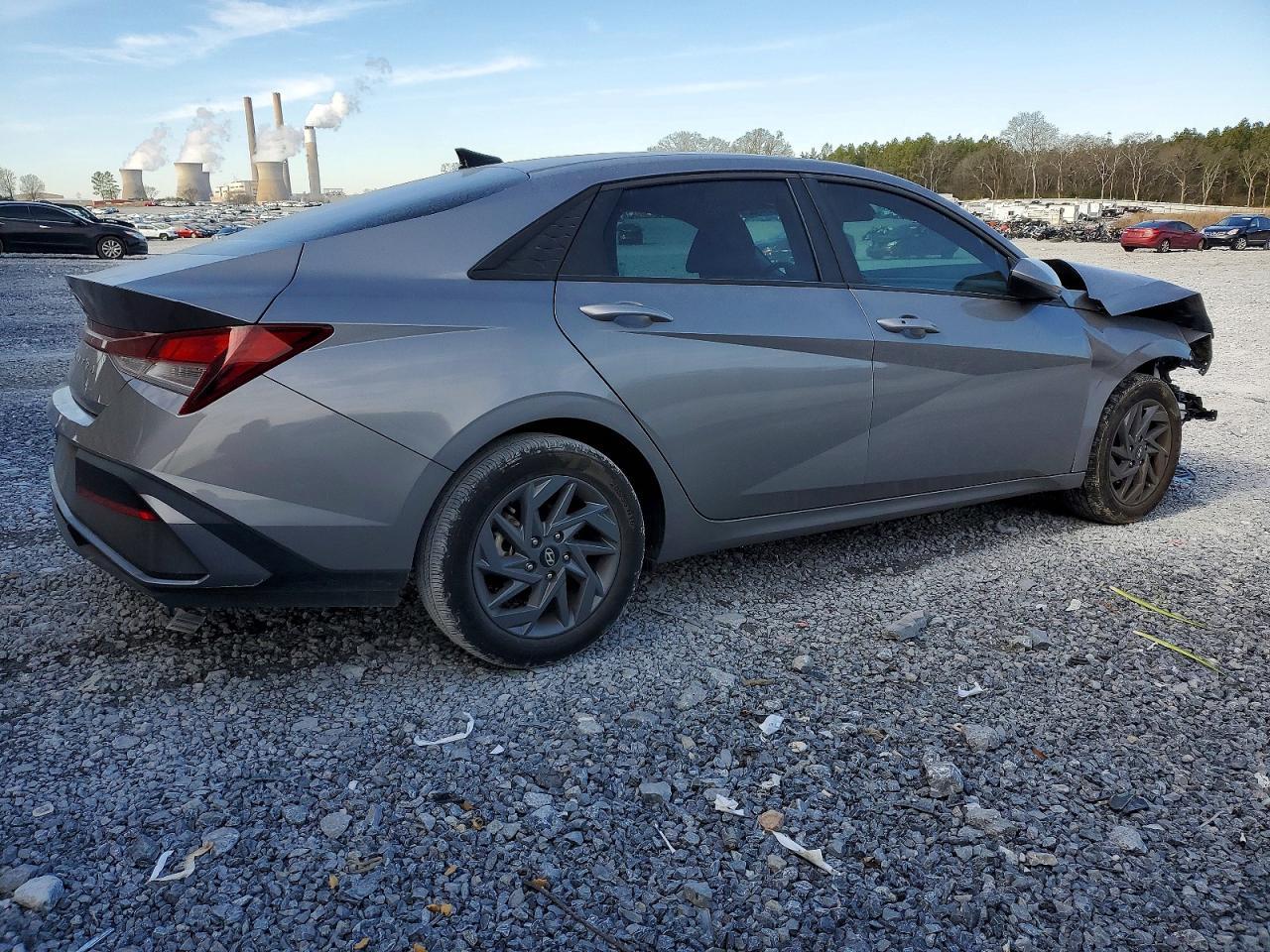 2024 Hyundai Elantra Sel - Фото 3