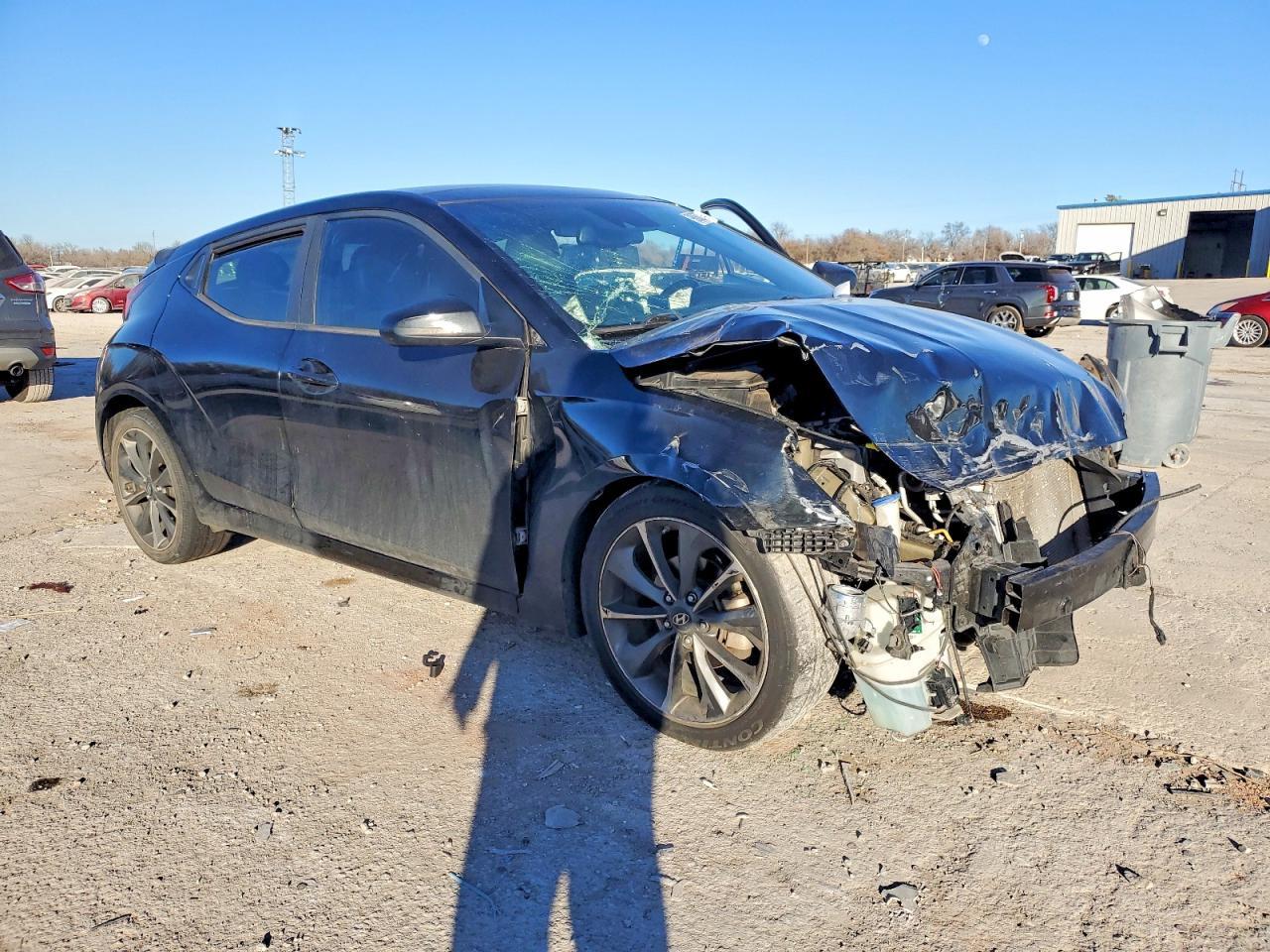 2019 Hyundai Veloster 2.0L Premium - Image 4