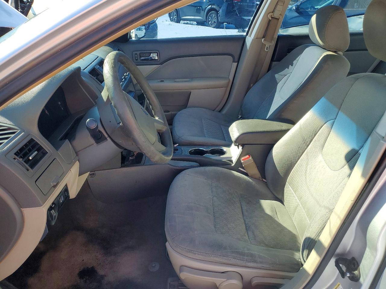 2012 Ford Fusion S - Фото 7