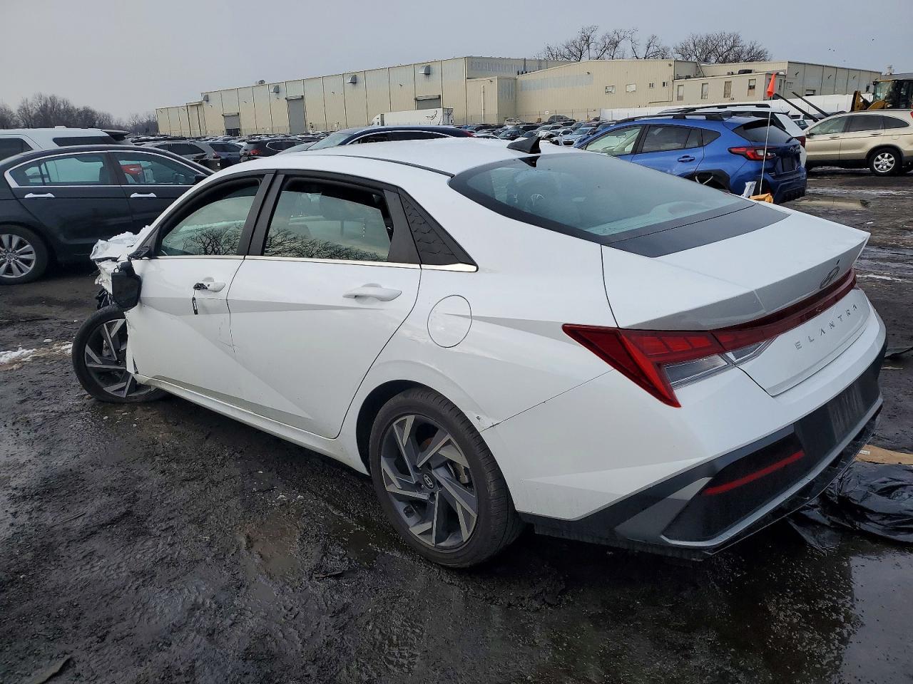 2025 Hyundai Elantra Sel - Фото 2