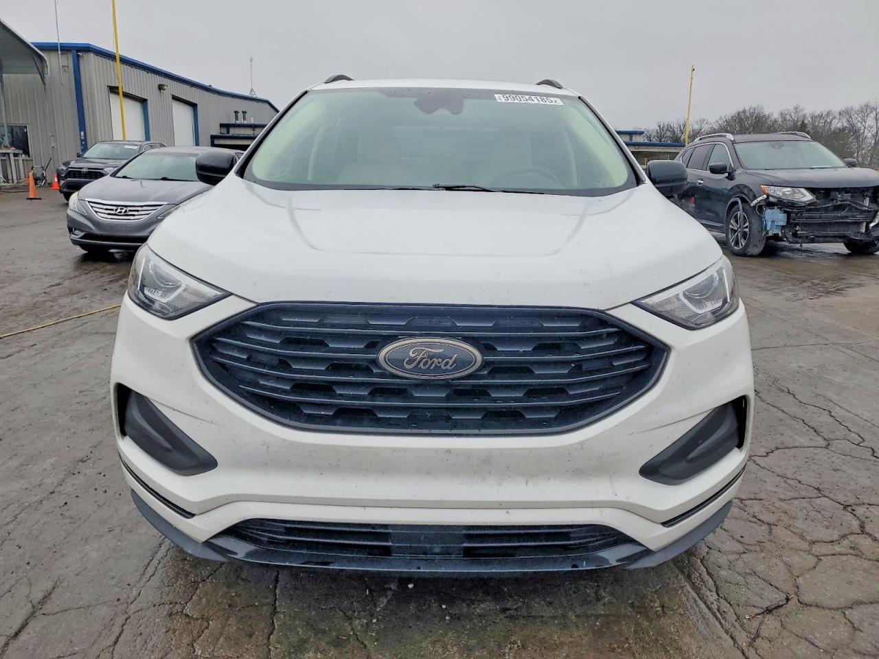 2022 Ford Edge Se - Image 5