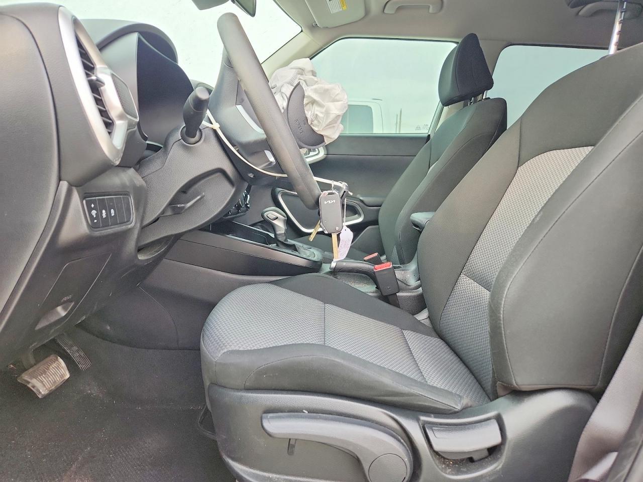 2023 Kia Soul Lx - Image 7