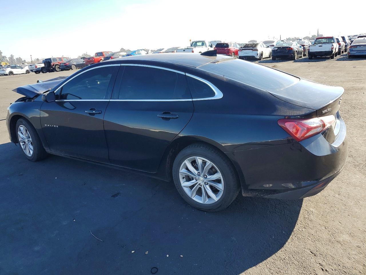 2020 Chevrolet Malibu Lt - Фото 2
