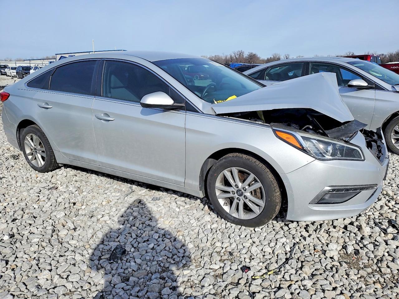 2015 Hyundai Sonata Se - Image 4