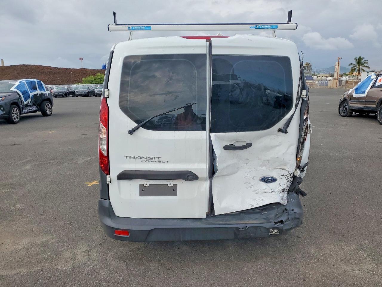 2018 Ford Transit Connect Delivery Van - Image 6