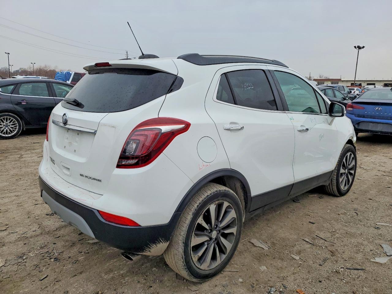 2018 Buick Encore Essence - Фото 3