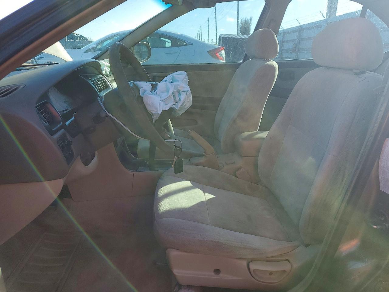1999 Nissan Altima Xe - Фото 7