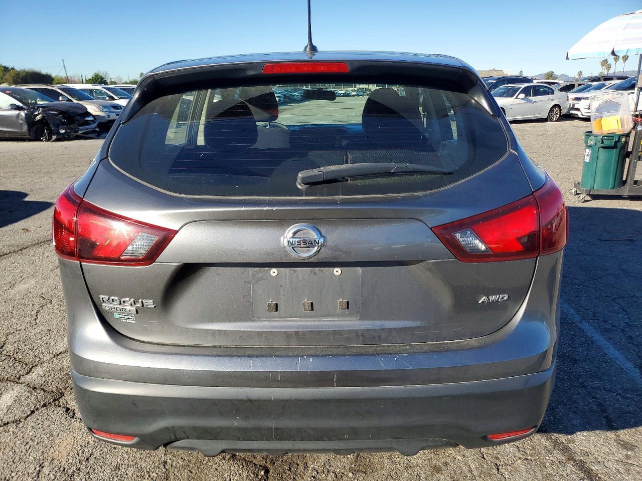 2019 Nissan Rogue Sport S - Image 6