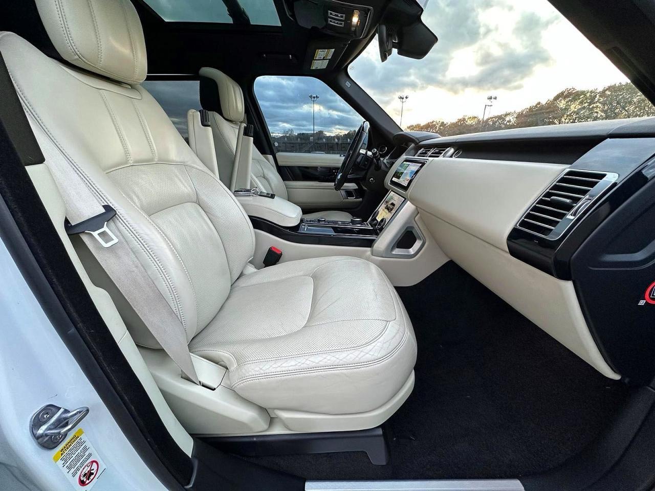 2019 Land Rover Range Rover Supercharged - Image 5