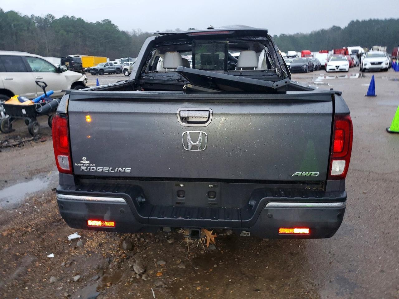 2018 Honda Ridgeline Rtl - Image 6