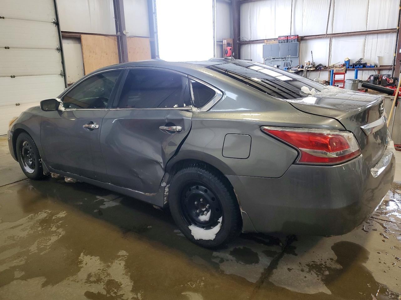 2015 Nissan Altima 2.5 - Image 2