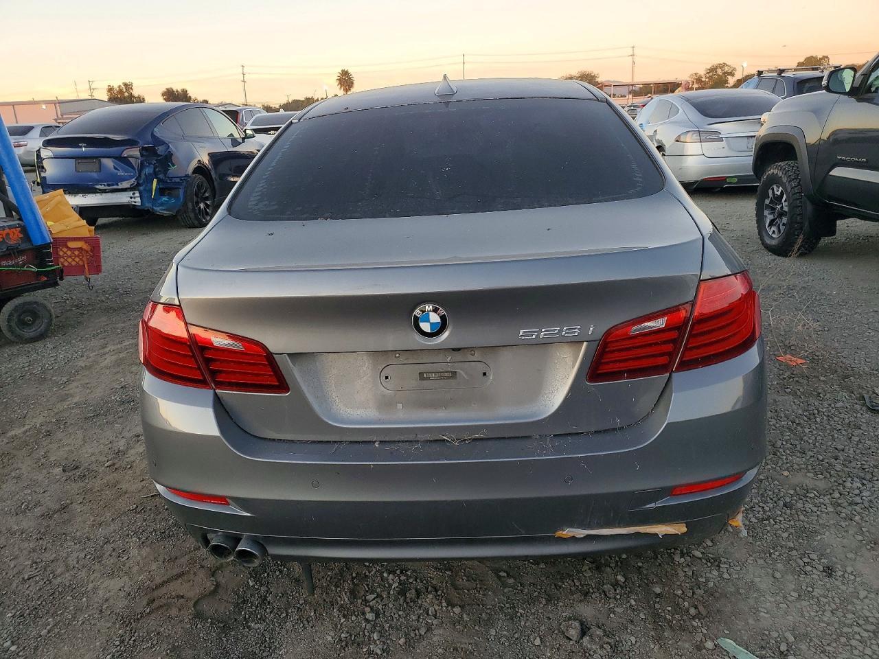 2014 BMW 528 I - Image 6