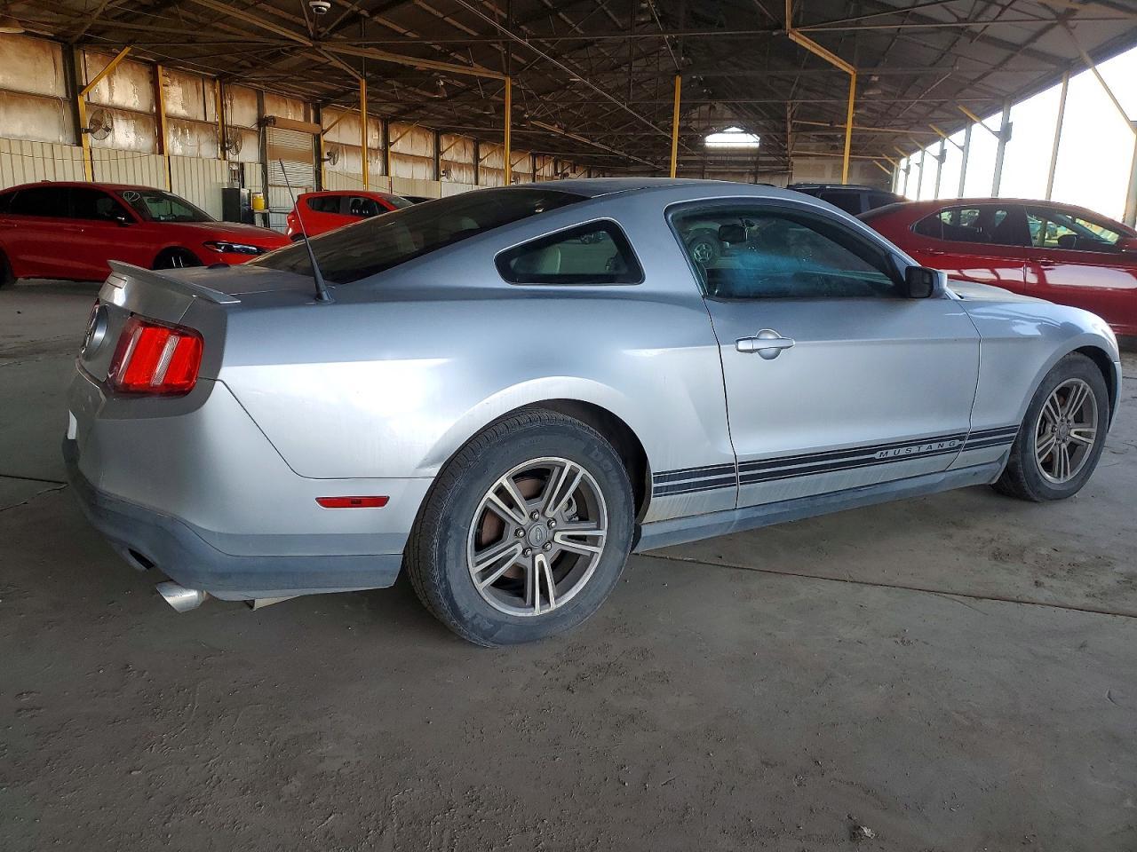 2012 Ford Mustang - Фото 3