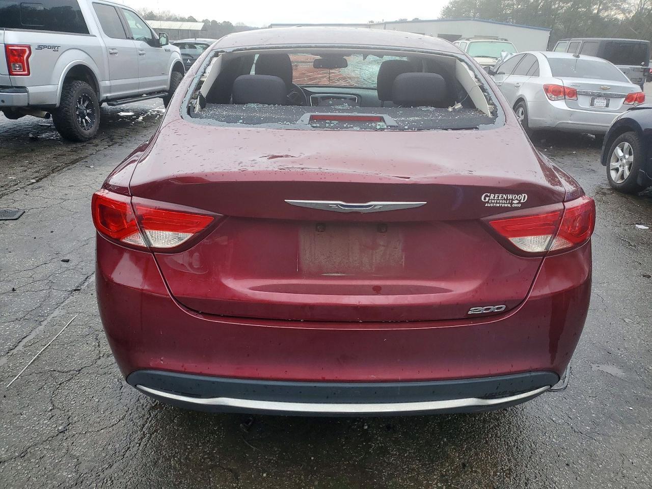 2015 Chrysler 200 Limited - Image 6