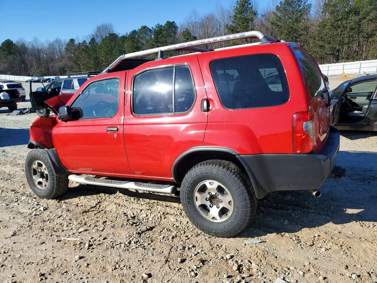 2001 Nissan Xterra Xe - Image 2