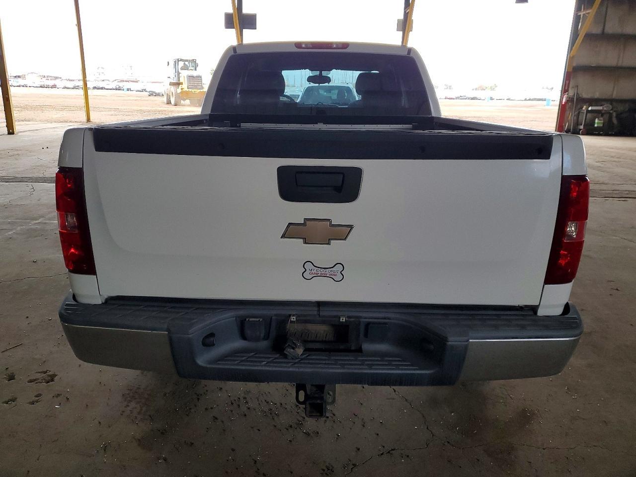 2008 Chevrolet Silverado C1500 - Image 6