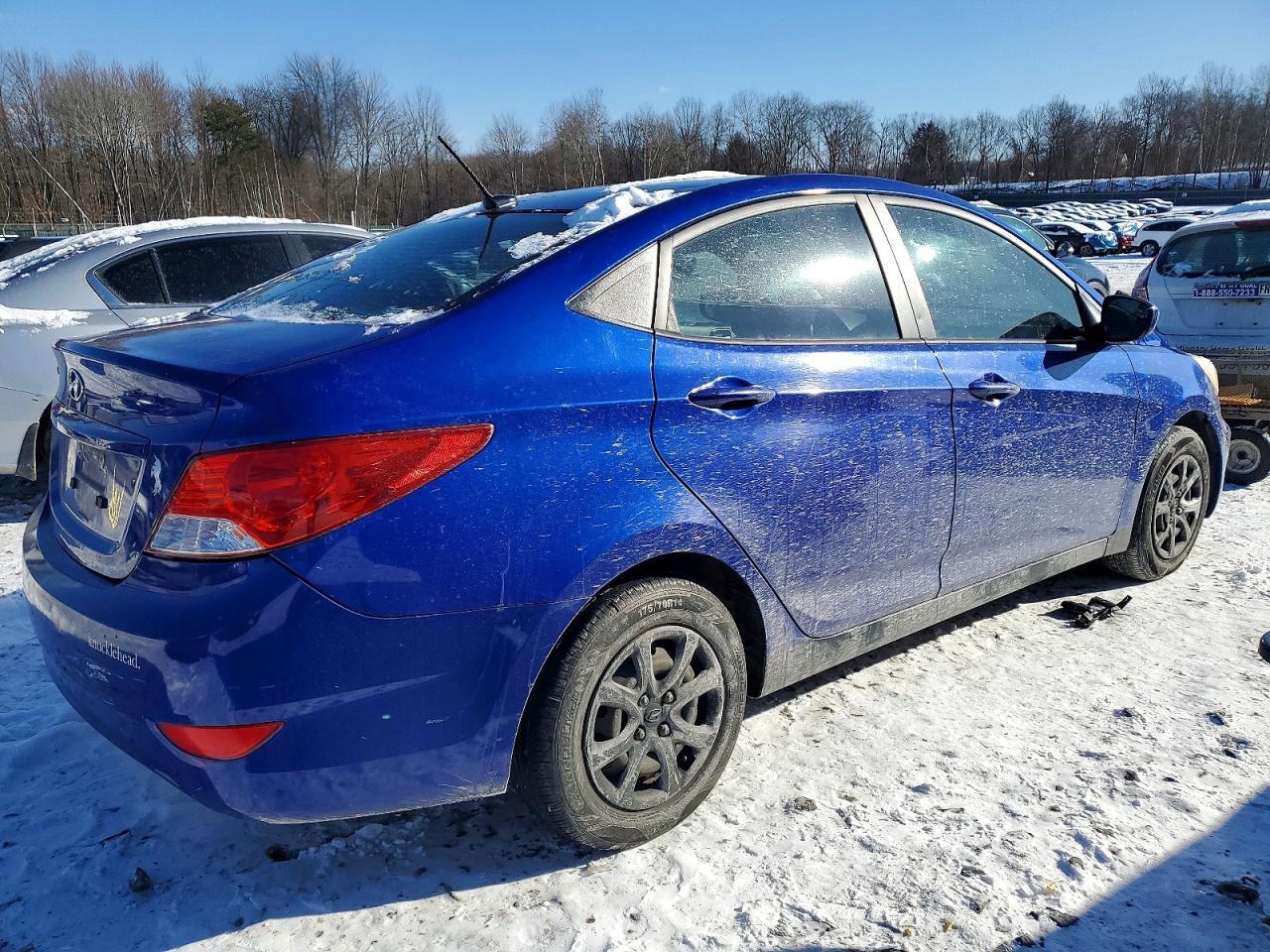 2013 Hyundai Accent Gls - Image 3