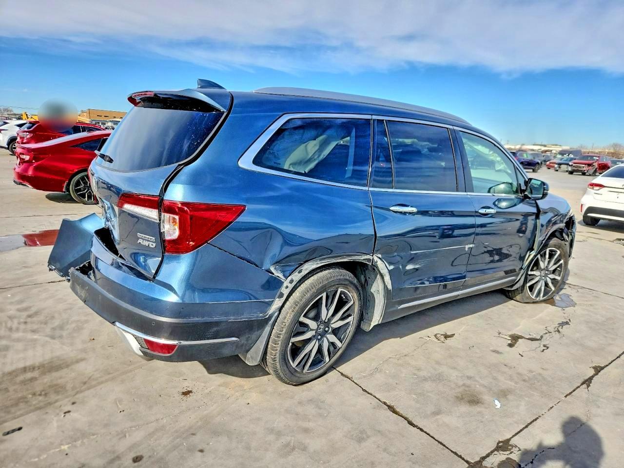 2022 Honda Pilot Touring - Фото 3