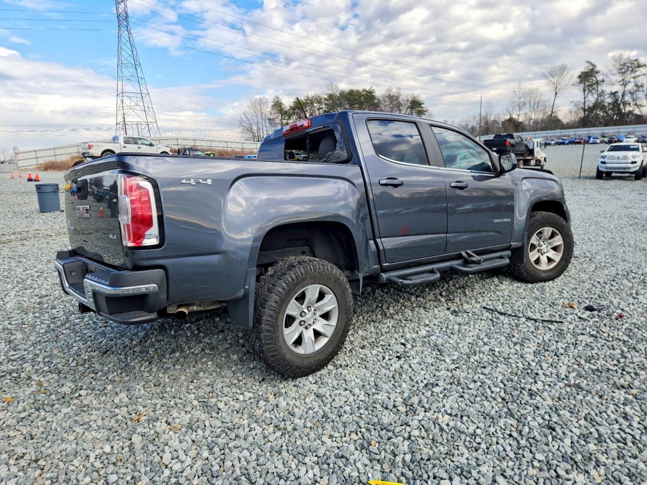 2016 GMC Canyon Sle - Image 3