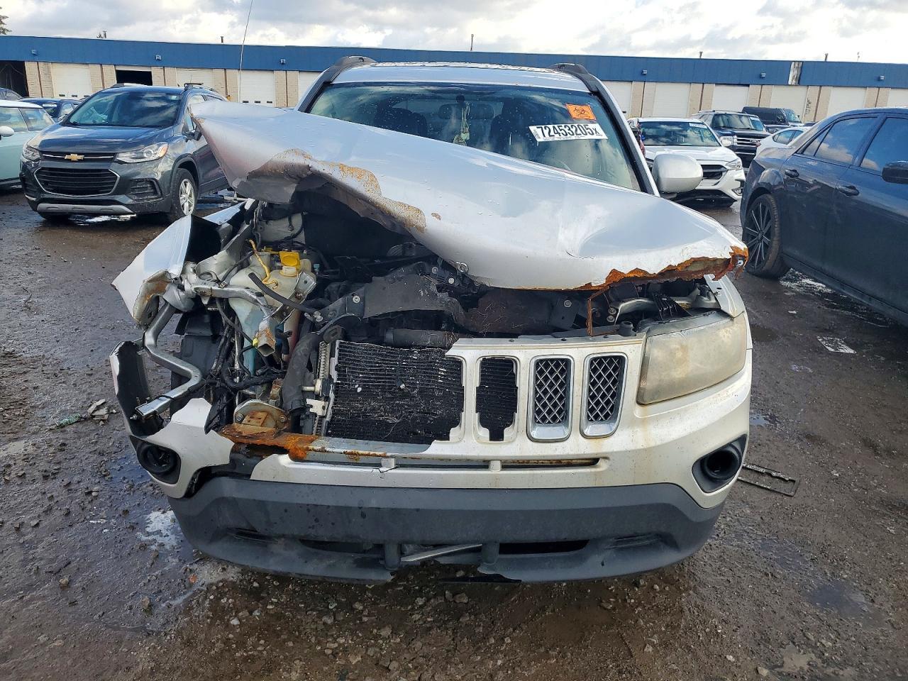 2014 Jeep Compass Latitude - Image 5