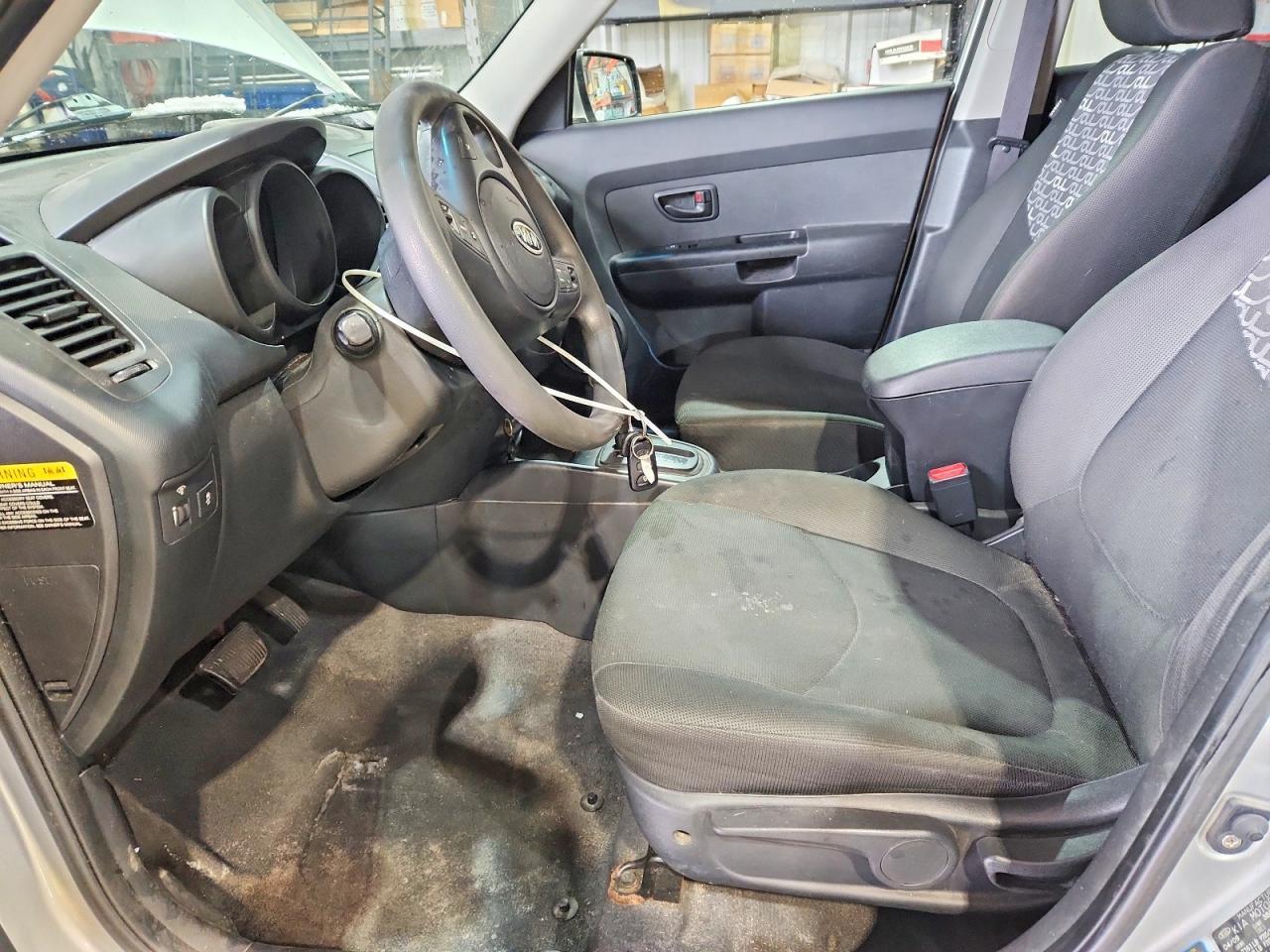 2010 Kia Soul + - Фото 7