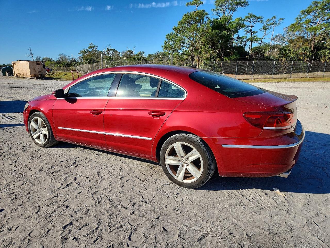2014 Volkswagen Cc Sport - Image 2