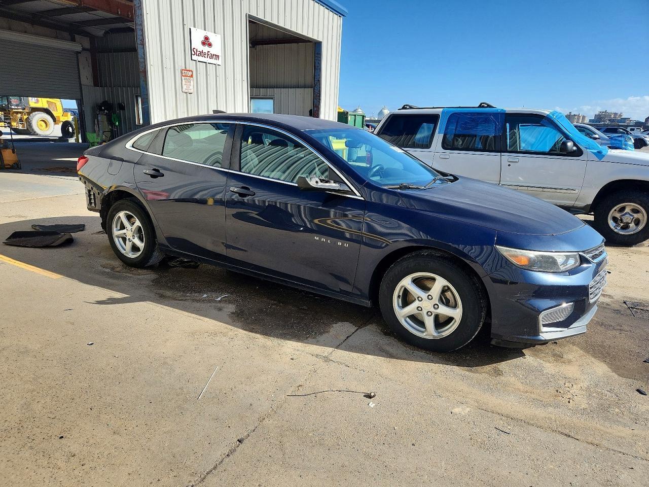 2018 Chevrolet Malibu Ls - Фото 4