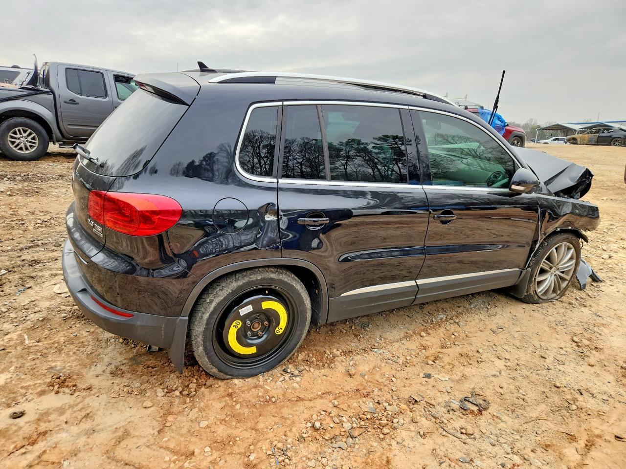 2013 Volkswagen Tiguan S - Фото 3