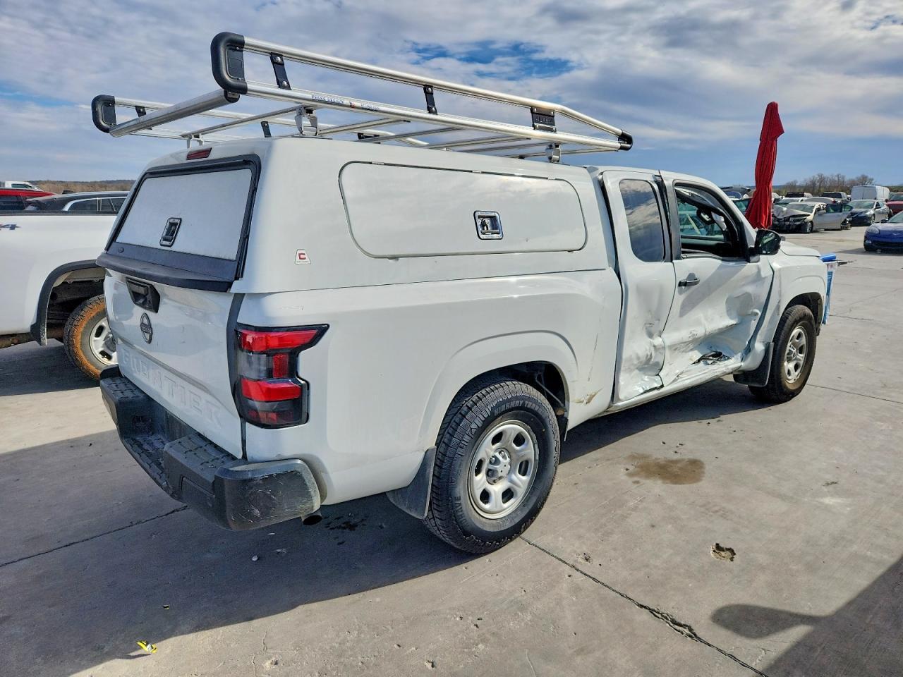 2023 Nissan Frontier - Фото 3