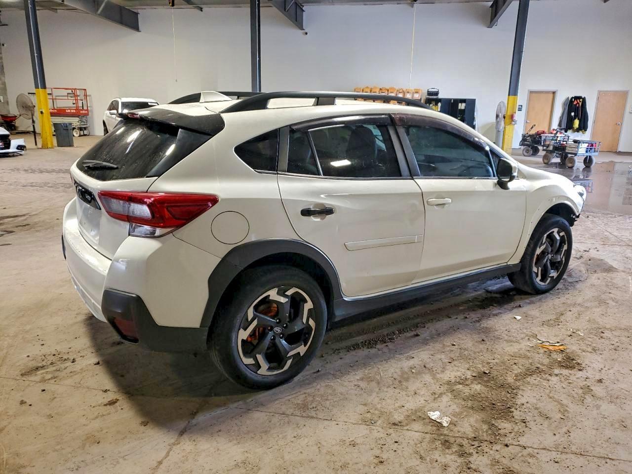 2023 Subaru Crosstrek Limited - Фото 3