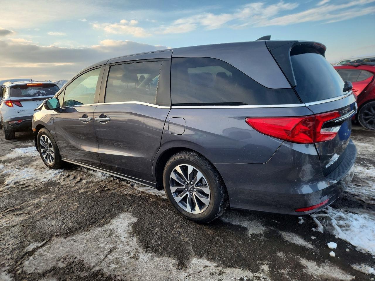 2024 Honda Odyssey Exl - Image 2