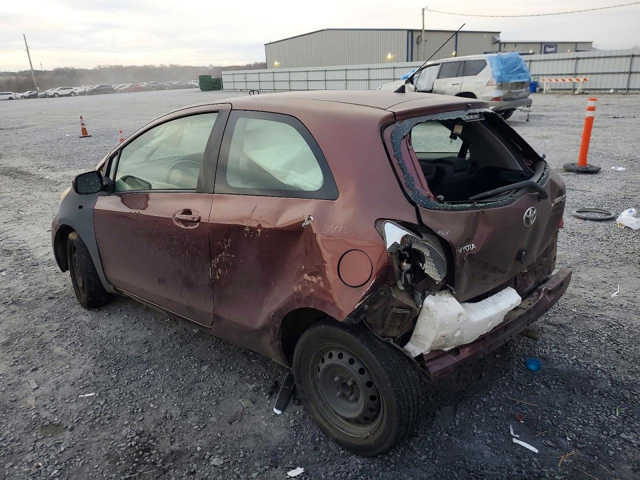 2009 Toyota Yaris - Фото 2