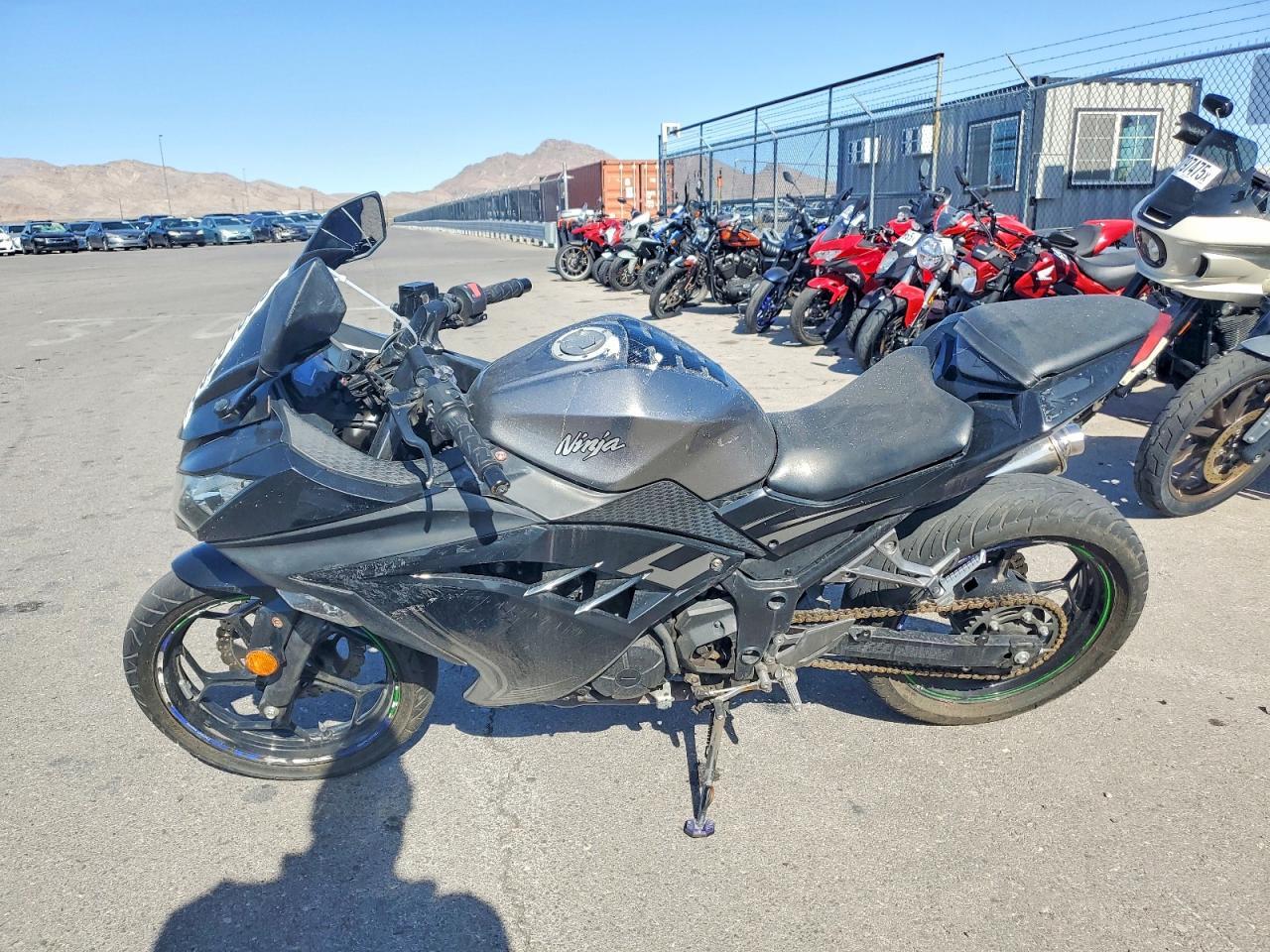 2015 Kawasaki Ex300 A - Фото 3