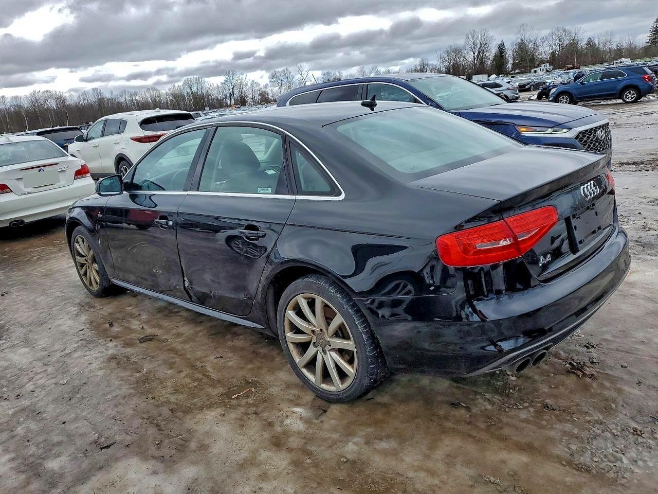 2014 Audi A4 Premium - Фото 2