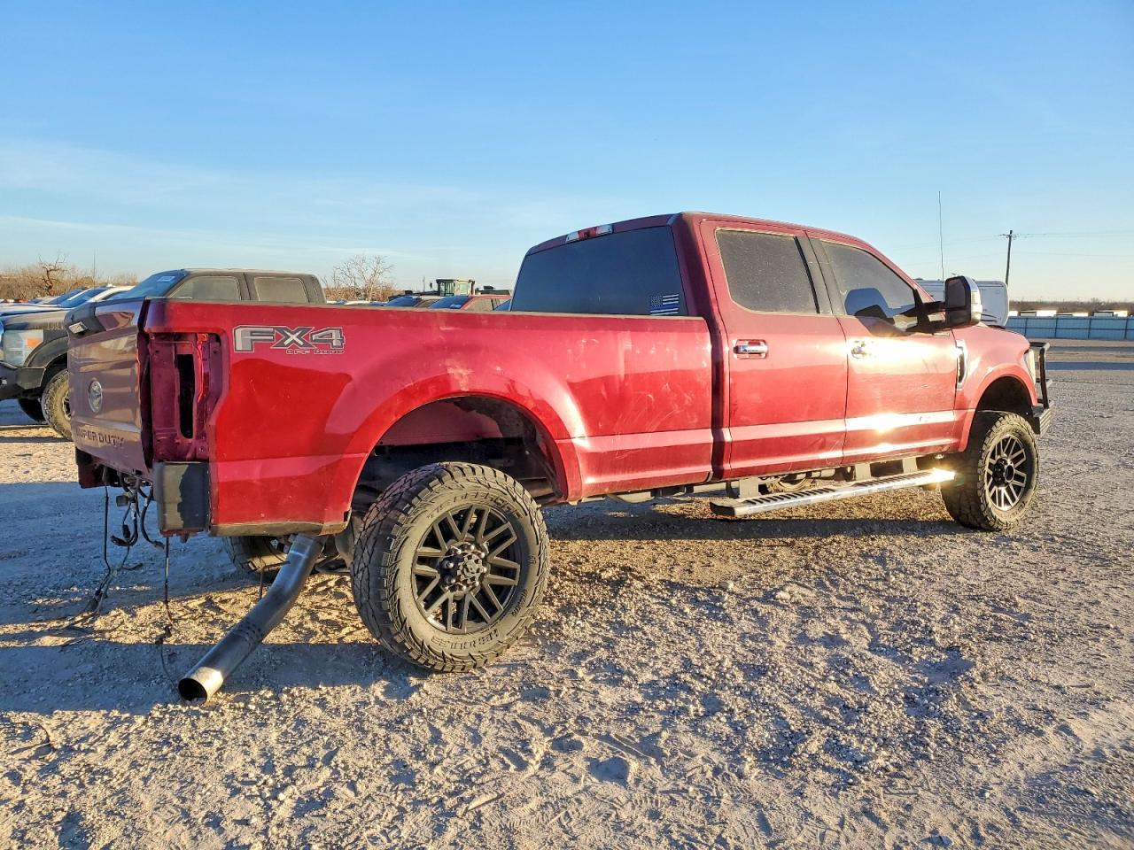 2017 Ford F350 - Image 3