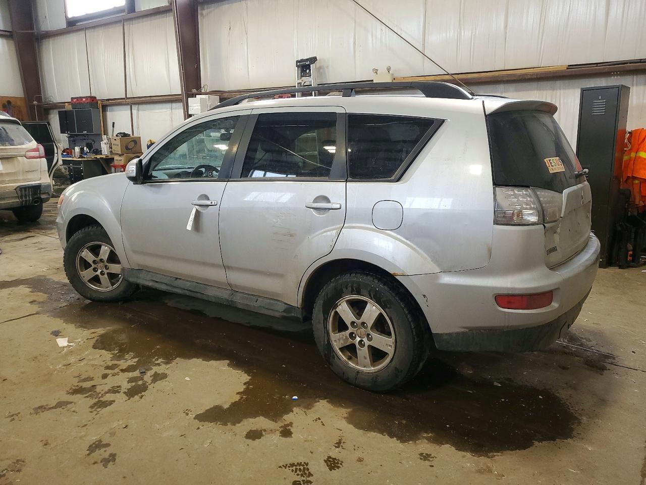 2010 Mitsubishi Outlander Xls - Фото 2
