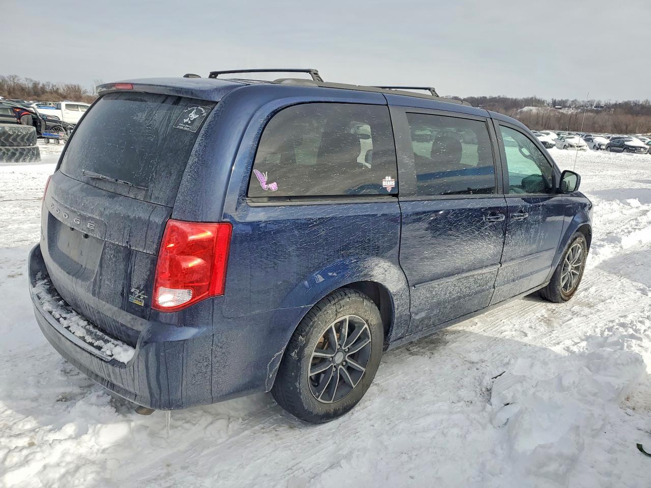 2016 Dodge Grand Caravan R/T - Image 3