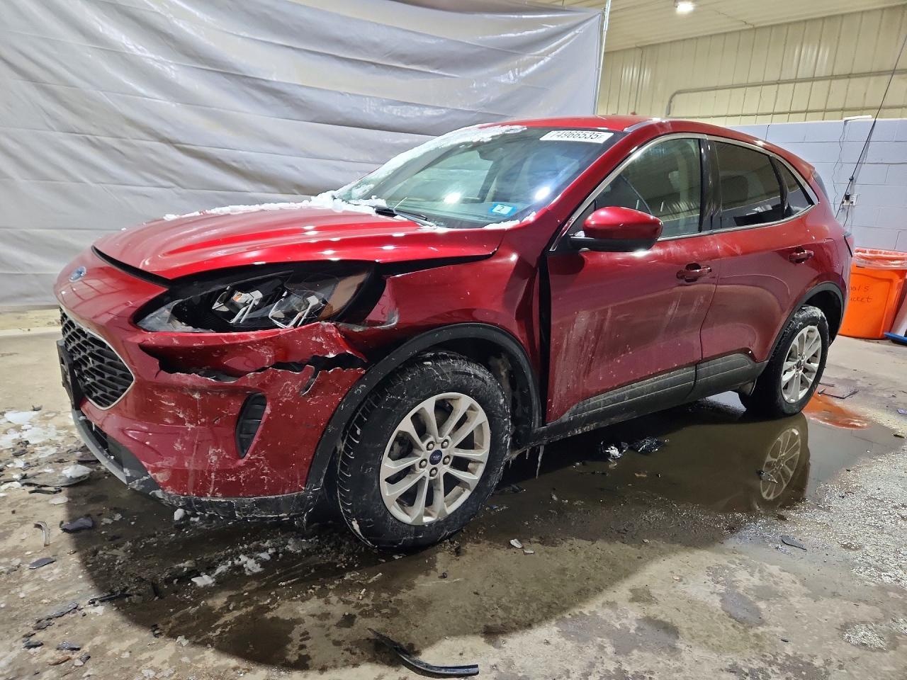 2020 Ford Escape Se