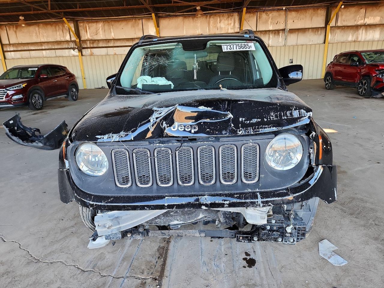 2017 Jeep Renegade Latitude - Image 5