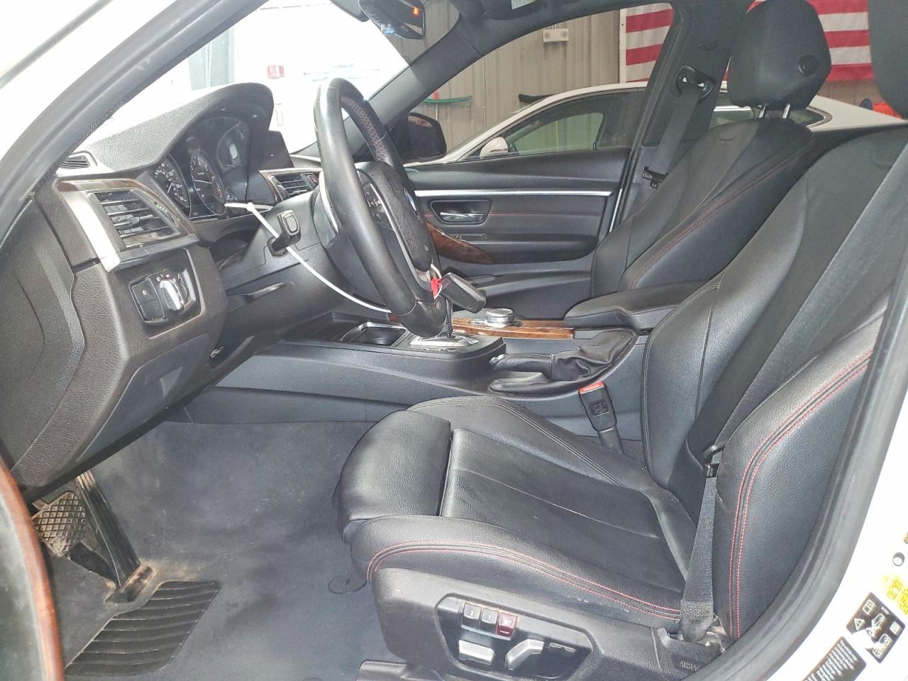 2017 BMW 330 Xi - Image 7