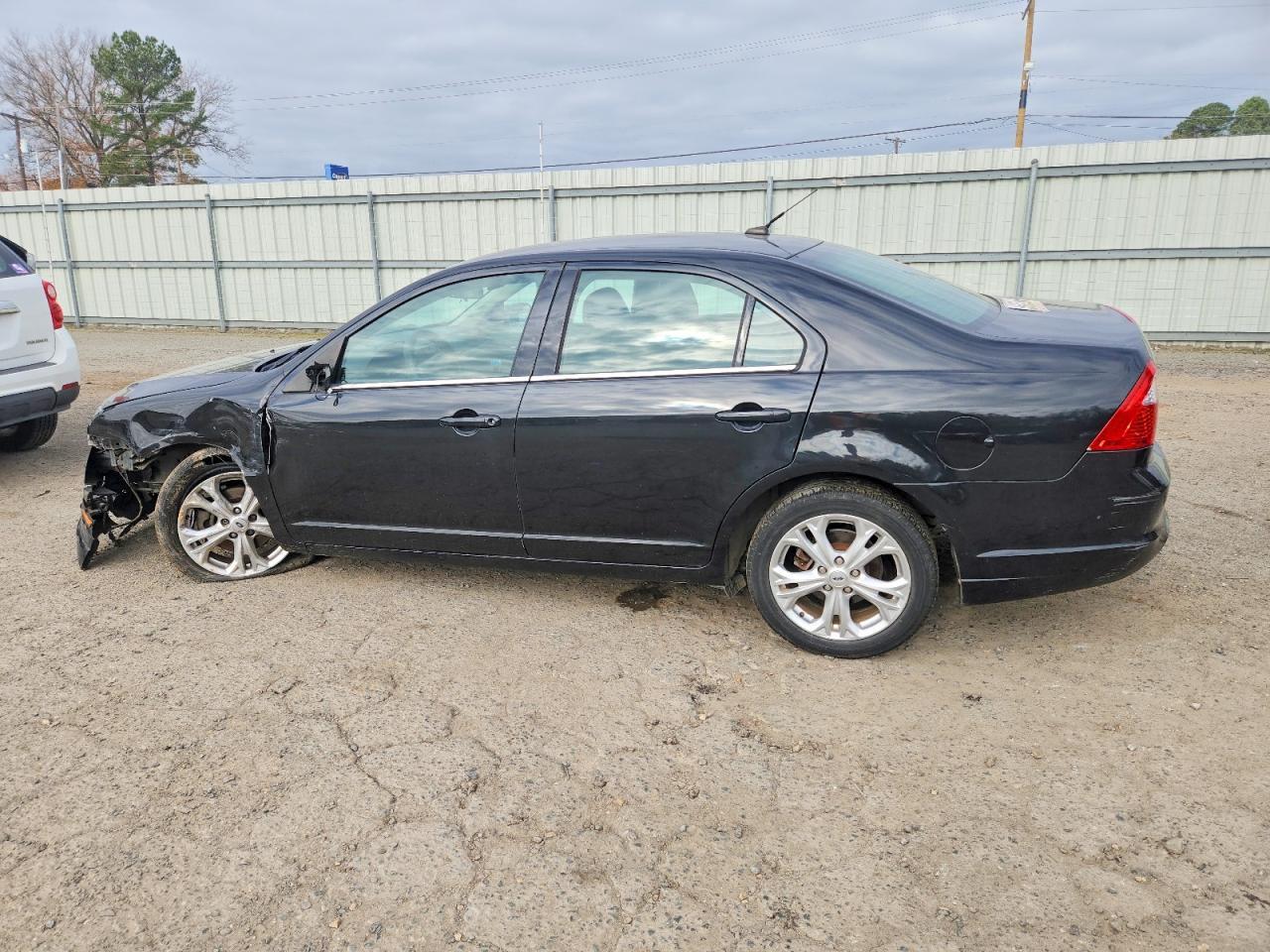 2012 Ford Fusion Se - Image 2