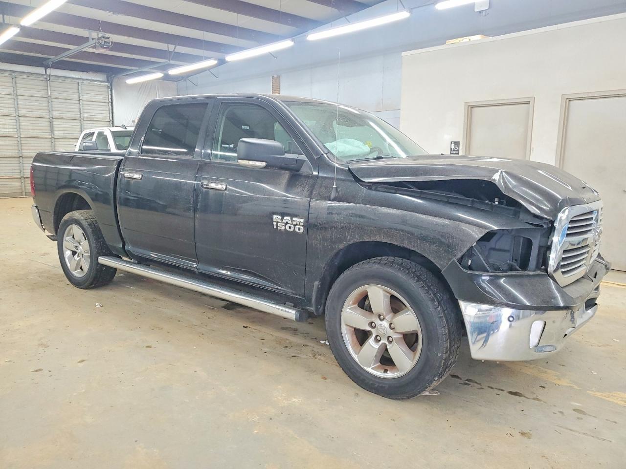 2017 Ram 1500 Slt - Image 4