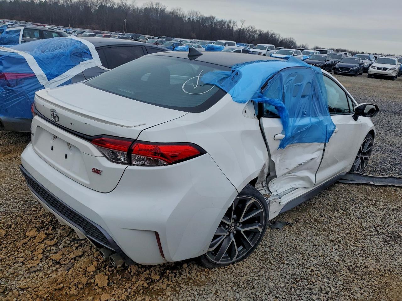 2021 Toyota Corolla Se - Фото 3