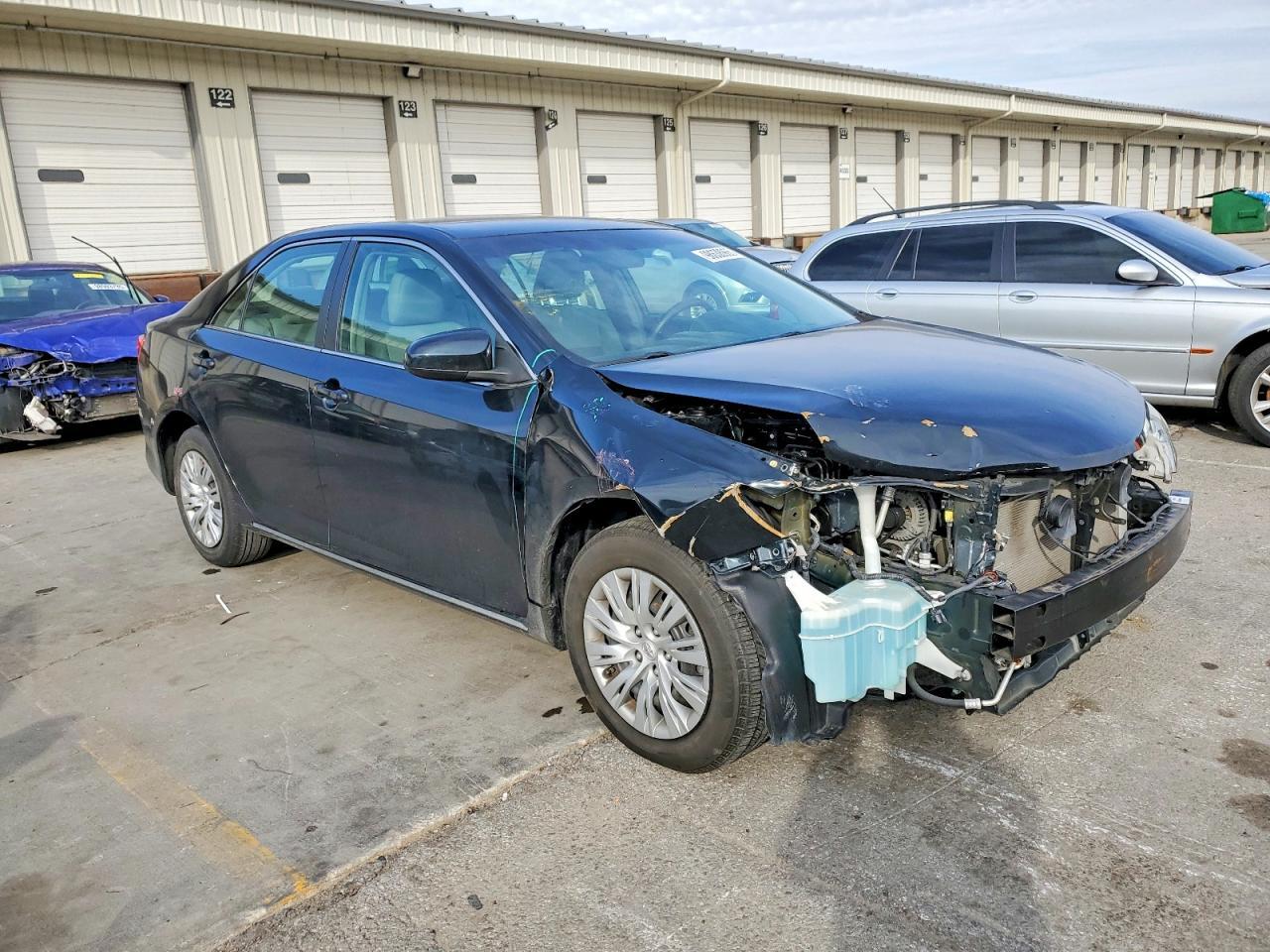 2012 Toyota Camry - Image 4