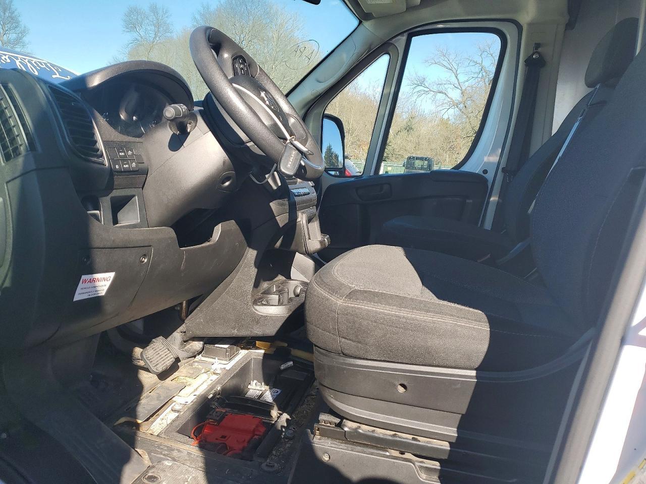 2022 Ram Promaster 2500 Utility / Service Van - Фото 7