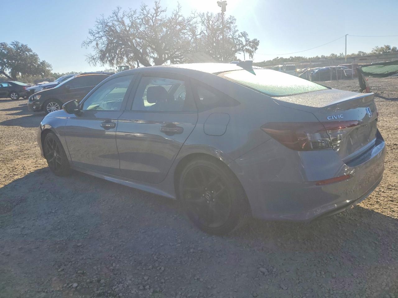 2025 Honda Civic Sport - Фото 2