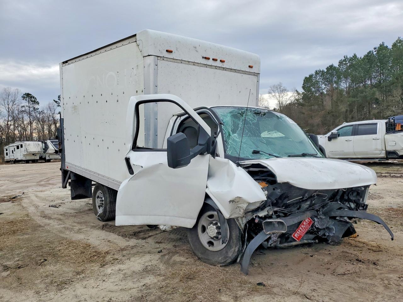 2014 Chevrolet Express Box Truck - Фото 4