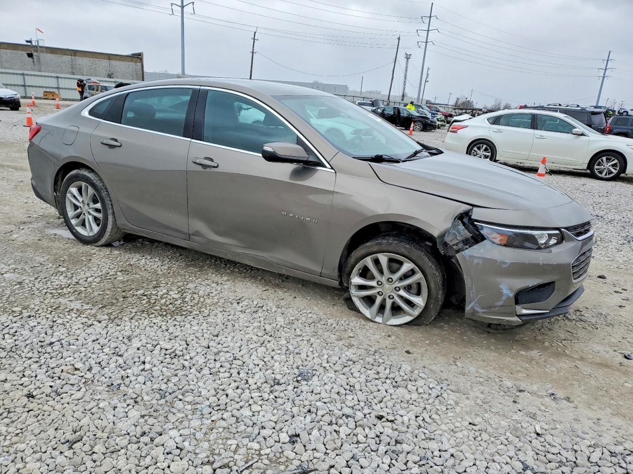 2017 Chevrolet Malibu Lt - Фото 4